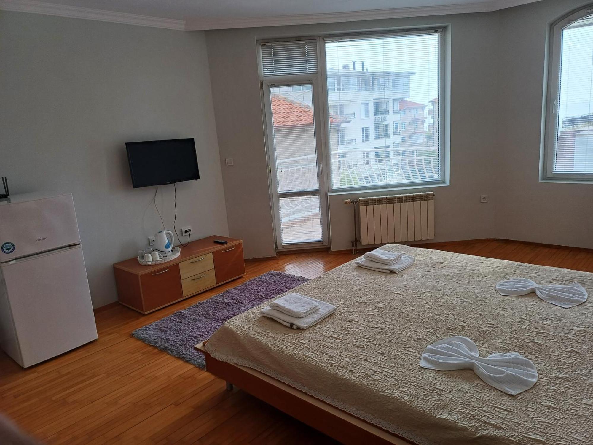 Guest Rooms Deva Burgas City Exterior foto