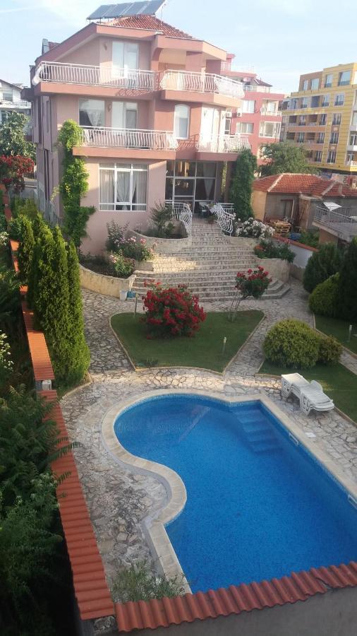 Guest Rooms Deva Burgas City Exterior foto
